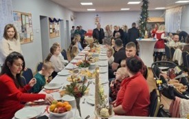 603894161_1377043527799486_2235541517440441493_n