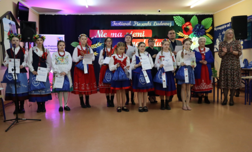 Zdjęcie do VII Festiwal Piosenki Ludowej&nbsp;w Szkole Podstawowej im. Ziemi Kujawskiej w Wilkowicach