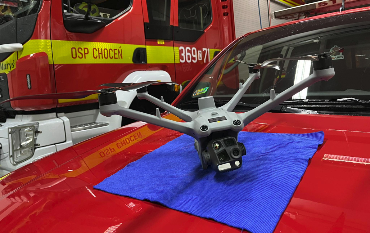 Zdjęcie do Dron ratowniczy DJI Matrice 4TD z kamerą termowizyjną