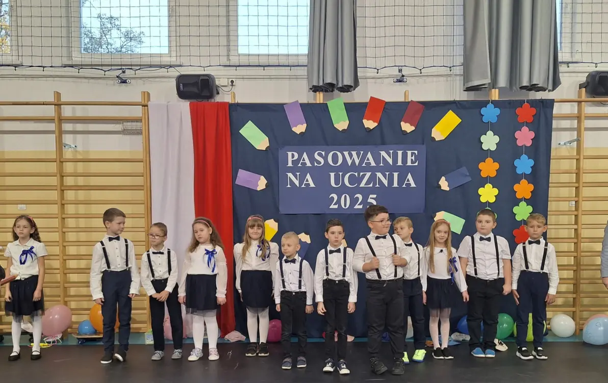 Zdjęcie do Pasowanie na ucznia w Szkole Podstawowej im. Anny Wajcowicz w Śmiłowicach