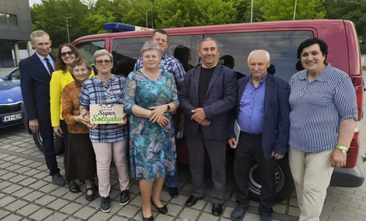 Zdjęcie do Reprezentacja Sołtys&oacute;w z naszej gminy na 2 Sołtysiadzie w Toruniu